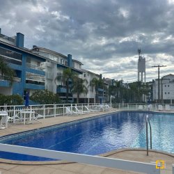 Apartamentos com 270m², 4 quartos (sendo 2 suítes), 3 garagens, no bairro Ingleses em Florianópolis