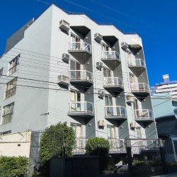 Apartamentos com 133m², 3 quartos (sendo 1 suíte), 1 garagem, no bairro Balneário em Florianópolis