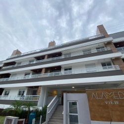 Apartamentos com 52m², 1 quarto, 2 garagens, no bairro Itacorubi em Florianópolis