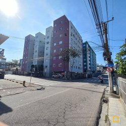 Apartamentos com 68m², 3 quartos, 1 garagem, no bairro Barreiros em São José