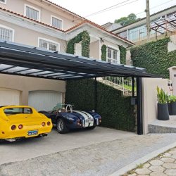 Casa Residencial/Comercial com 272m², 4 garagens, no bairro Agronômica em Florianópolis