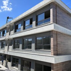 Apartamentos com 76m², 2 quartos (sendo 1 suíte), 1 garagem, no bairro Cacupé em Florianópolis