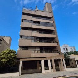 Cobertura com 327m², 5 quartos (sendo 2 suítes), 3 garagens, no bairro Trindade em Florianópolis