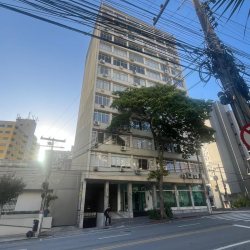 Apartamentos com 71m², 2 quartos, 1 garagem, no bairro Centro em Florianópolis