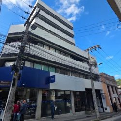 Sala com 36m², no bairro Centro em Florianópolis
