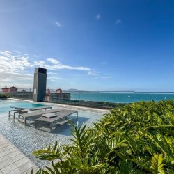 Apartamentos com 236m², 3 quartos, 3 suítes, 2 garagens, no bairro Jurerê em Florianópolis