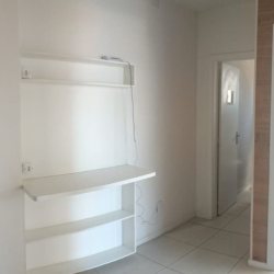 Sala com 32m², no bairro Centro em Florianópolis