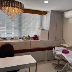 Sala com 27m², no bairro Centro em Florianópolis