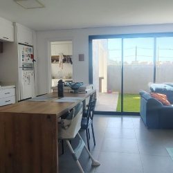 Casa Residencial com 164m², 3 quartos, 2 suítes, 2 garagens, no bairro Ingleses do Rio Vermelho em Florianópolis