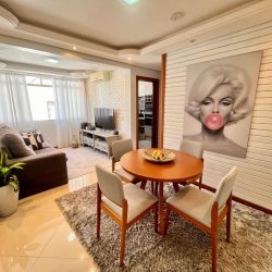 Apartamentos com 56m², 2 quartos, 1 garagem, no bairro Coqueiros em Florianópolis