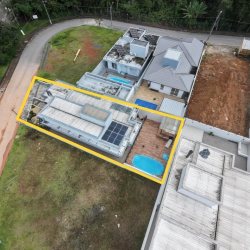 Casa em Condomínio com 183m², 3 quartos, 1 suíte, 2 garagens, no bairro Sertão Do Maruim em São José