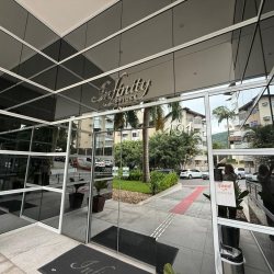 Sala com 41m², 1 garagem, no bairro Itacorubi em Florianópolis