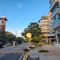 Apartamentos com 83m², 2 quartos (sendo 2 suítes), 1 garagem, no bairro Jurerê Internacional em Florianópolis