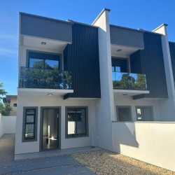 Casa Residencial com 86m², 2 quartos (sendo 2 suítes), 1 garagem, no bairro Ingleses do Rio Vermelho em Florianópolis