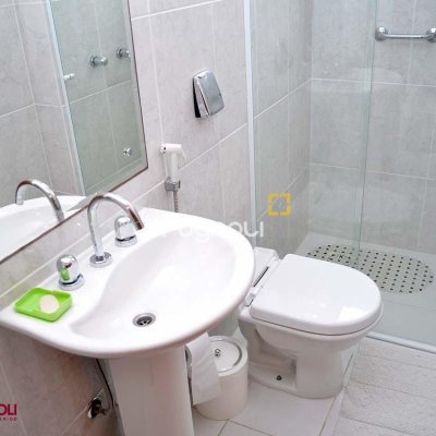 Apartamento com 200m², 3 quartos (sendo 3 suítes), 3 garagens, no bairro Balneário em Florianópolis