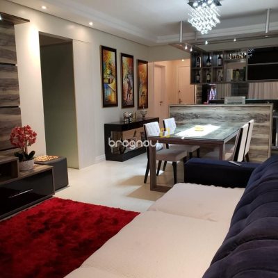 Apartamento com 120m², 3 quartos (sendo 1 suíte), 1 garagem, no bairro Estreito em Florianópolis