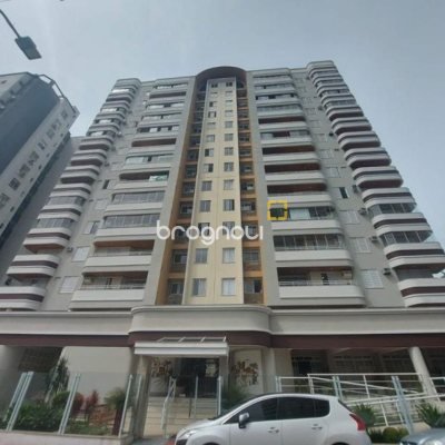 Apartamento com 128m², 3 quartos (sendo 1 suíte), 1 garagem, no bairro Campinas em São José
