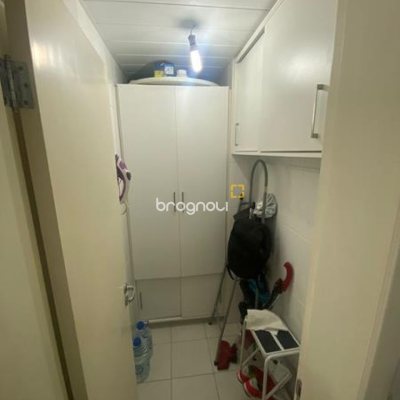 Apartamento com 128m², 3 quartos (sendo 1 suíte), 1 garagem, no bairro Campinas em São José