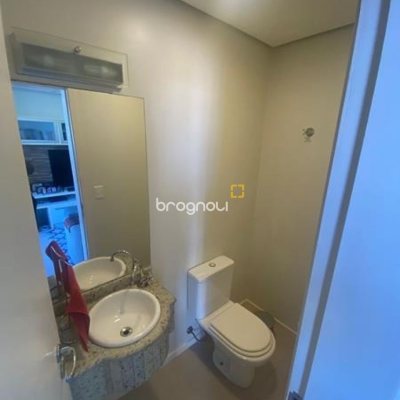 Apartamento com 128m², 3 quartos (sendo 1 suíte), 1 garagem, no bairro Campinas em São José