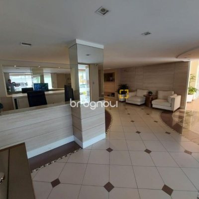 Apartamento com 128m², 3 quartos (sendo 1 suíte), 1 garagem, no bairro Campinas em São José