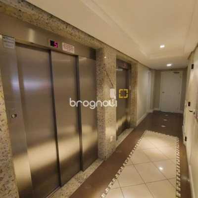 Apartamento com 128m², 3 quartos (sendo 1 suíte), 1 garagem, no bairro Campinas em São José