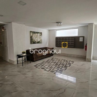 Apartamento com 146m², 4 quartos (sendo 1 suíte), 2 garagens, no bairro Centro em Florianópolis