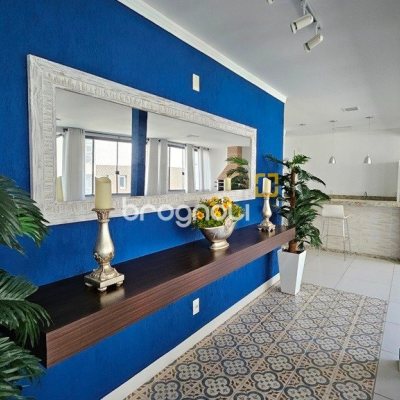 Apartamento com 146m², 4 quartos (sendo 1 suíte), 2 garagens, no bairro Centro em Florianópolis