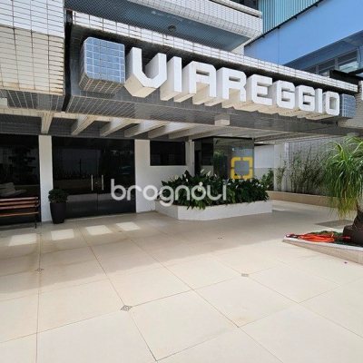 Apartamento com 146m², 4 quartos (sendo 1 suíte), 2 garagens, no bairro Centro em Florianópolis