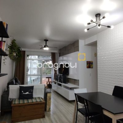 Apartamento com 78m², 3 quartos (sendo 1 suíte), 2 garagens, no bairro Capoeiras em Florianópolis