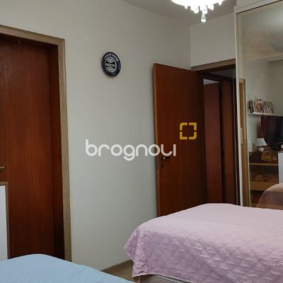 Apartamento com 78m², 3 quartos (sendo 1 suíte), 2 garagens, no bairro Capoeiras em Florianópolis