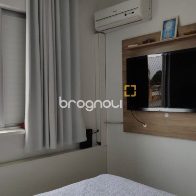 Apartamento com 78m², 3 quartos (sendo 1 suíte), 2 garagens, no bairro Capoeiras em Florianópolis