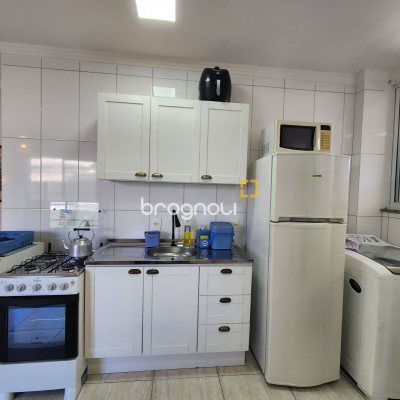 Apartamento com 64m², 1 quarto, 1 garagem, no bairro Ingleses em Florianópolis