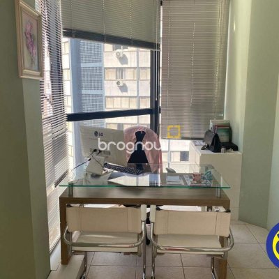 Sala com 54m², 1 garagem, no bairro Centro em Florianópolis