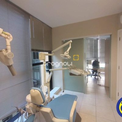 Sala com 54m², 1 garagem, no bairro Centro em Florianópolis