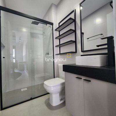 Apartamento com 31m², 1 quarto, 1 garagem, no bairro Centro em Florianópolis