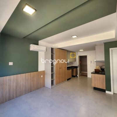 Apartamento com 31m², 1 quarto, 1 garagem, no bairro Centro em Florianópolis