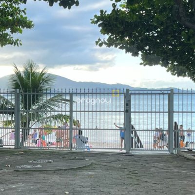 Apartamento com 135m², 3 quartos (sendo 1 suíte), 1 garagem, no bairro Canasvieiras em Florianópolis