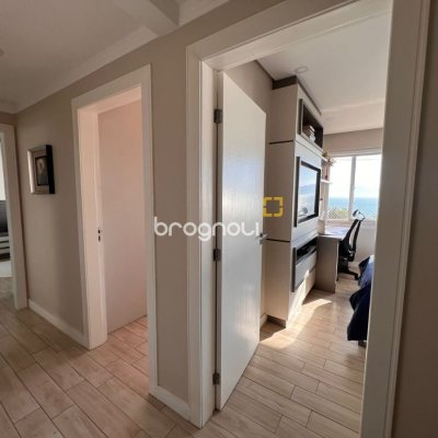Apartamento com 135m², 3 quartos (sendo 1 suíte), 1 garagem, no bairro Canasvieiras em Florianópolis