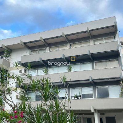 Apartamento com 135m², 3 quartos (sendo 1 suíte), 1 garagem, no bairro Canasvieiras em Florianópolis
