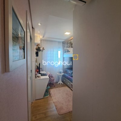 Apartamento com 100m², 3 quartos (sendo 1 suíte), 2 garagens, no bairro Jardim Atlântico em Florianópolis