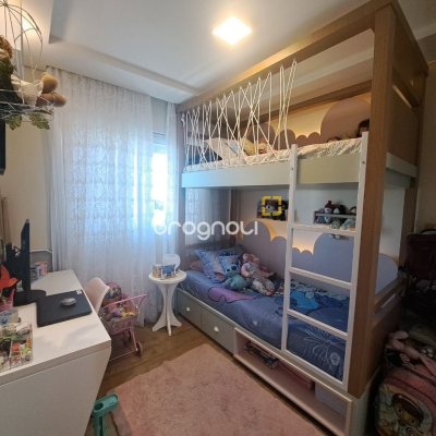 Apartamento com 100m², 3 quartos (sendo 1 suíte), 2 garagens, no bairro Jardim Atlântico em Florianópolis