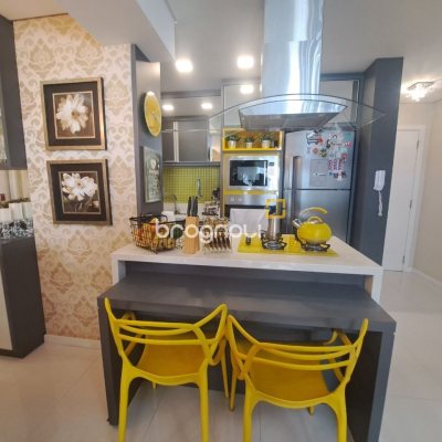 Apartamento com 100m², 3 quartos (sendo 1 suíte), 2 garagens, no bairro Jardim Atlântico em Florianópolis