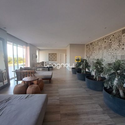 Apartamento com 100m², 3 quartos (sendo 1 suíte), 2 garagens, no bairro Jardim Atlântico em Florianópolis