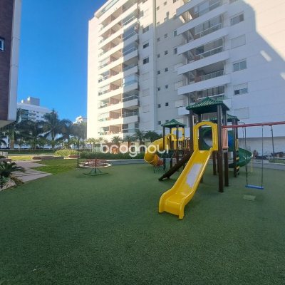 Apartamento com 100m², 3 quartos (sendo 1 suíte), 2 garagens, no bairro Jardim Atlântico em Florianópolis