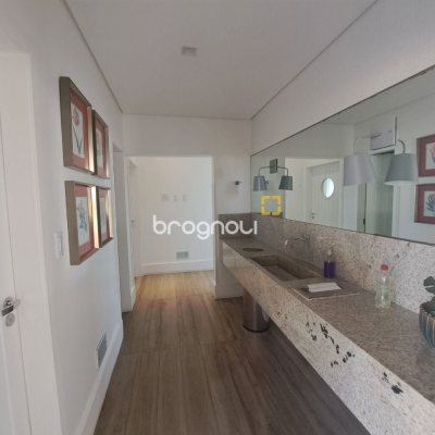 Apartamento com 100m², 3 quartos (sendo 1 suíte), 2 garagens, no bairro Jardim Atlântico em Florianópolis