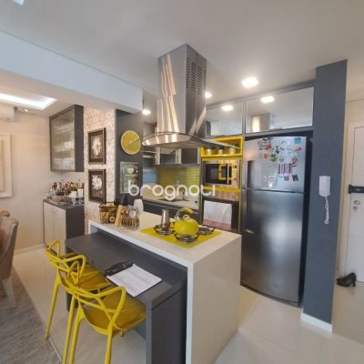 Apartamento com 100m², 3 quartos (sendo 1 suíte), 2 garagens, no bairro Jardim Atlântico em Florianópolis