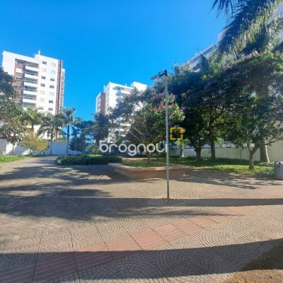 Apartamento com 100m², 3 quartos (sendo 1 suíte), 2 garagens, no bairro Jardim Atlântico em Florianópolis