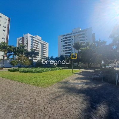 Apartamento com 100m², 3 quartos (sendo 1 suíte), 2 garagens, no bairro Jardim Atlântico em Florianópolis