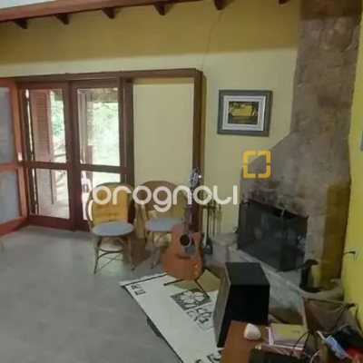 Sítio com 118m², 3 quartos (sendo 1 suíte), 4 garagens, no bairro Vargem do Bom Jesus em Florianópolis