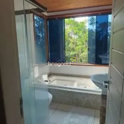 Sítio com 118m², 3 quartos (sendo 1 suíte), 4 garagens, no bairro Vargem do Bom Jesus em Florianópolis